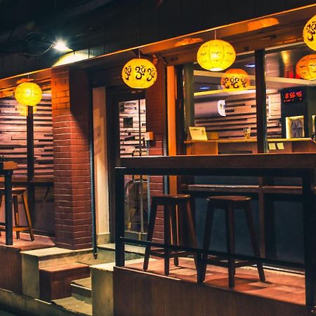 Ausfinn Hotel Metro Inn Катманду Экстерьер фото