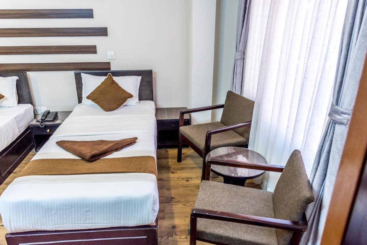 Ausfinn Hotel Metro Inn Катманду Экстерьер фото