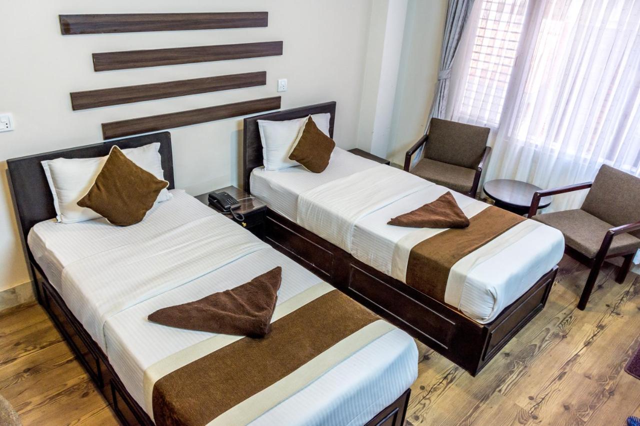 Ausfinn Hotel Metro Inn Катманду Экстерьер фото