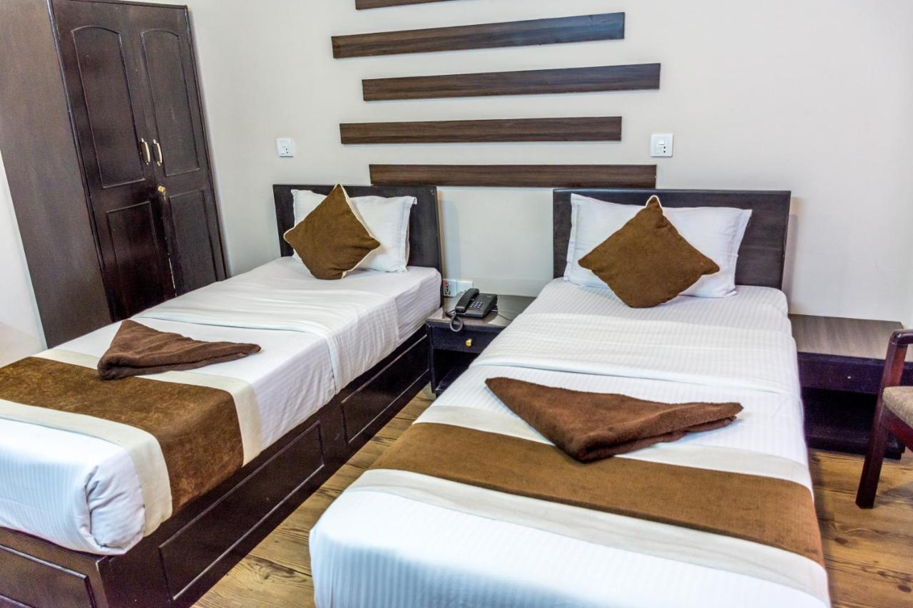 Ausfinn Hotel Metro Inn Катманду Экстерьер фото