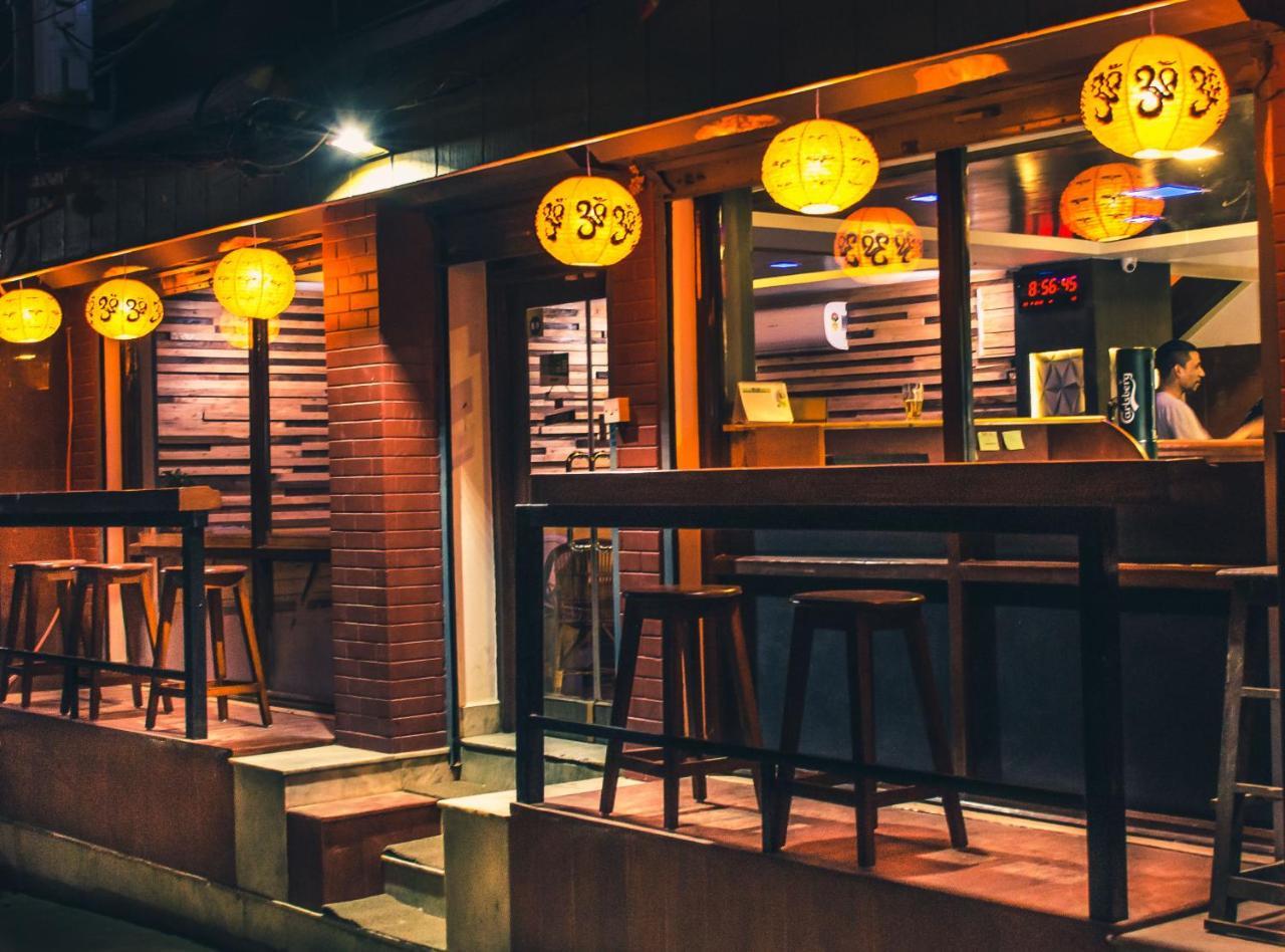 Ausfinn Hotel Metro Inn Катманду Экстерьер фото