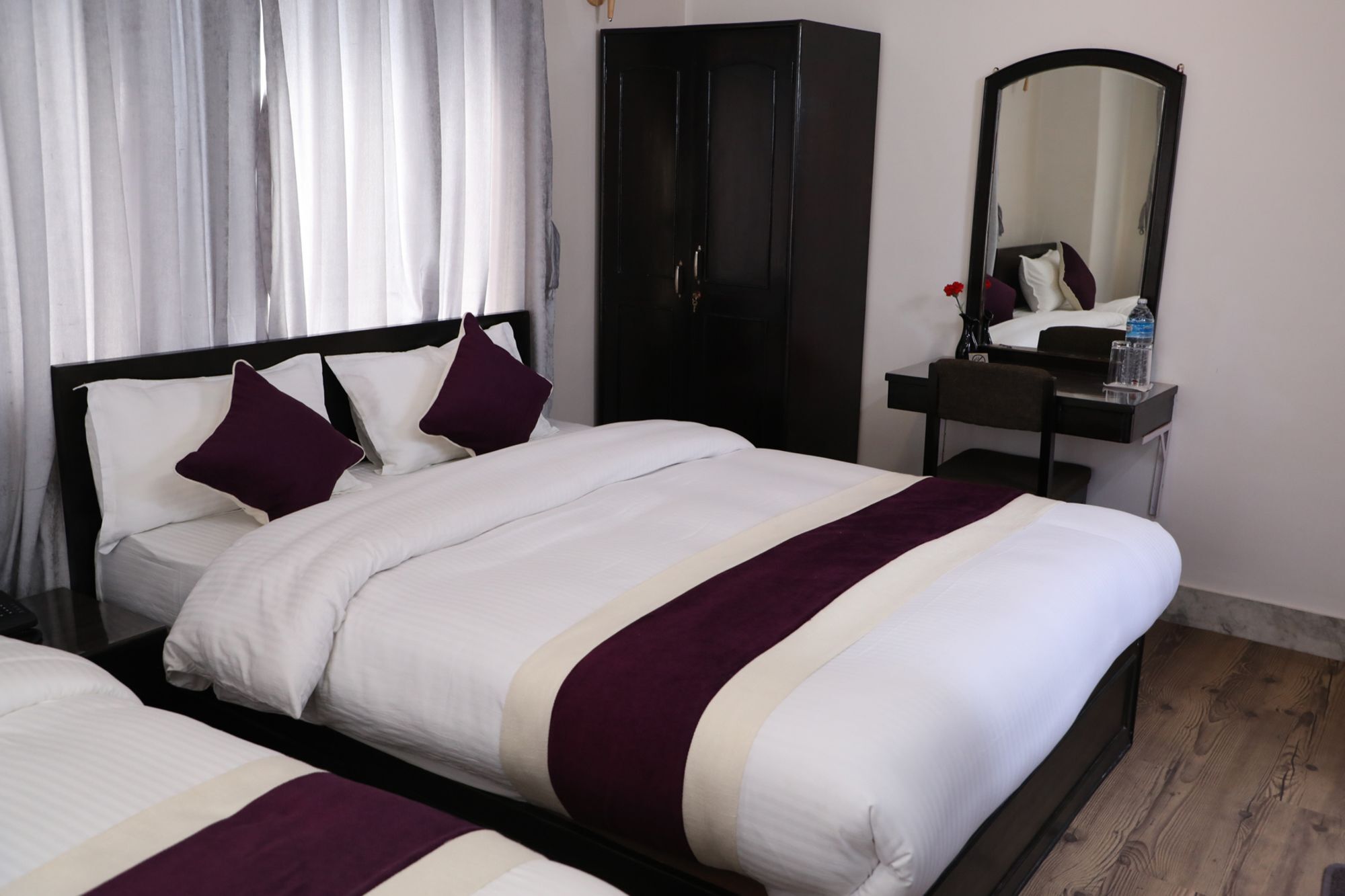 Ausfinn Hotel Metro Inn Катманду Экстерьер фото